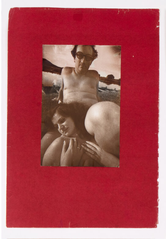 Tirage argentique vintage, papier coloré, pièce unique / Vintage silver print, colored paper Unique piece 35 x 24 cm (13 3/4 x 9 1/2 in.)