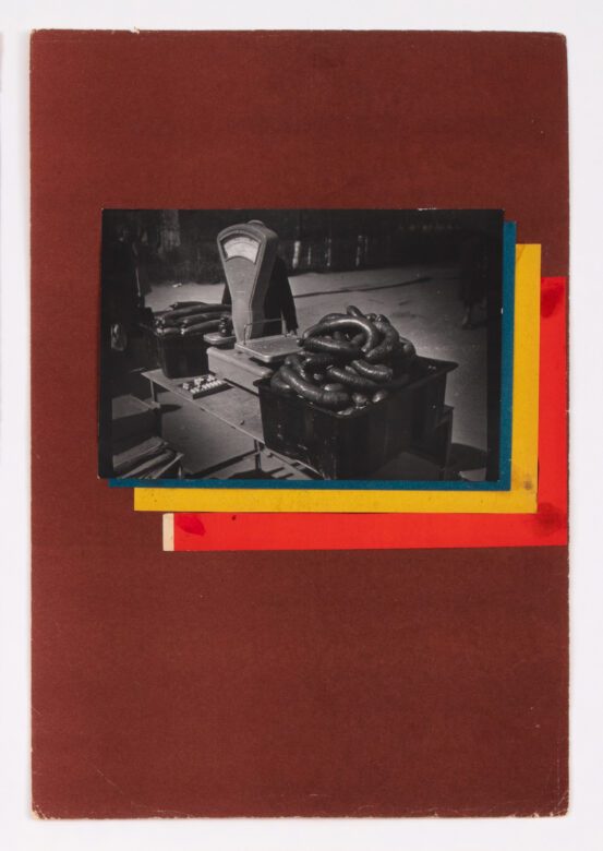 Tirage argentique vintage, papier coloré, pièce unique / Vintage silver print, colored paper Unique piece 35 x 24 cm (13 3/4 x 9 1/2 in.)