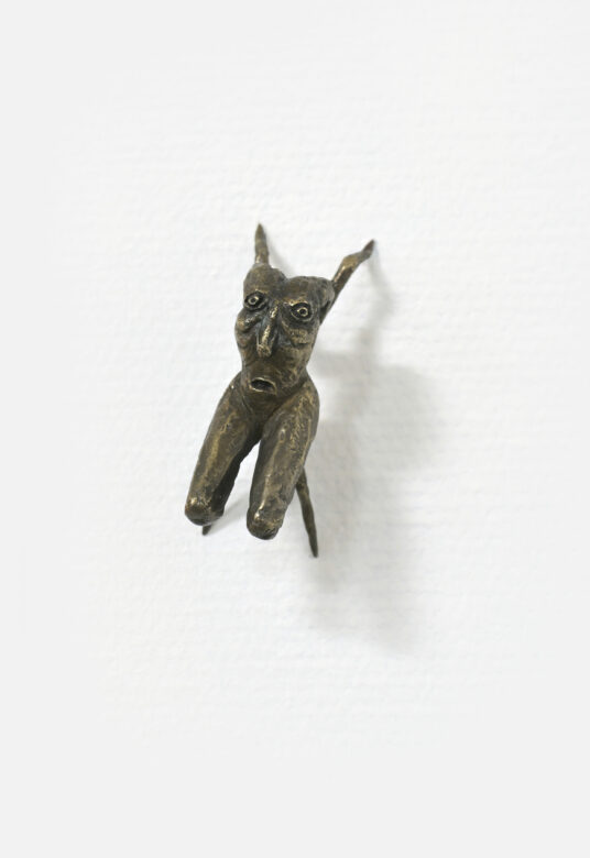 Bronze Pièce unique / Unique piece 6 x 4 x 3 cm (2 3/8 x 1 5/8 x 1 1/8 in.)