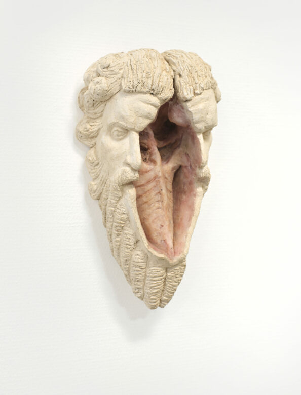 Céramique, cire / Ceramics, wax 30 x 12 x 5 cm (11 3/4 x 4 3/4 x 2 in.)